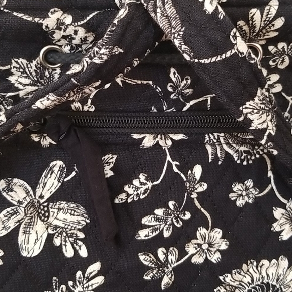 QUILTED KEEPERS Black Printed Backpack - Picture 3 of 8